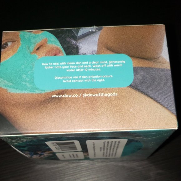 DEW OF THE GODS  Fijifuji Collagen Whip Vitamin Mask $50 - Picture 8 of 8